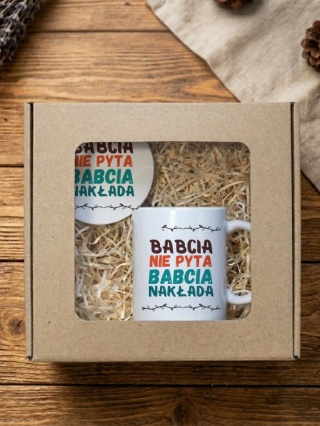 Zestaw prezentowy dla babci - babcia nie pyta - kubek + podkładka