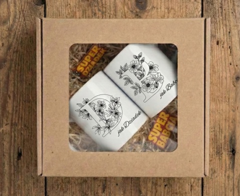 Zestaw prezentowy kubki D jak Dziadek i B jak Babcia +breloczki