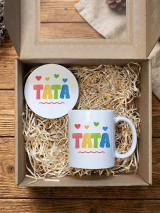 Zestaw prezentowy TATA z serduszkami - kubek i podkładka z dowolnym imieniem