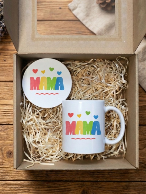 Zestaw prezentowy MAMA z serduszkami - kubek i podkładka z dowolnym imieniem
