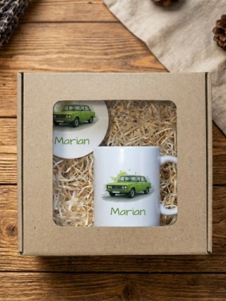 Zestaw prezentowy Duży Fiat 125p - kubek i podkładka z dowolnym imieniem