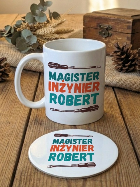 Zestaw prezentowy Magister Inżynier z dowolnym imieniem - kubek i podkładka