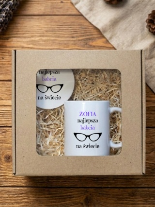 Zestaw prezentowy z dowolnym imieniem - najlepsza babcia na świecie - kubek i podkładka