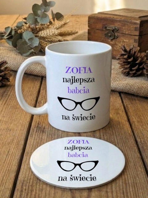 Zestaw prezentowy z dowolnym imieniem - najlepsza babcia na świecie - kubek i podkładka